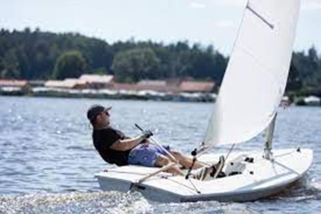 Bungalow Direkt Am See, Mit Eigenem Boot Roding Eksteriør billede